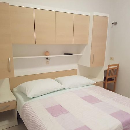 Apartments Center Baška Voda Dış mekan fotoğraf
