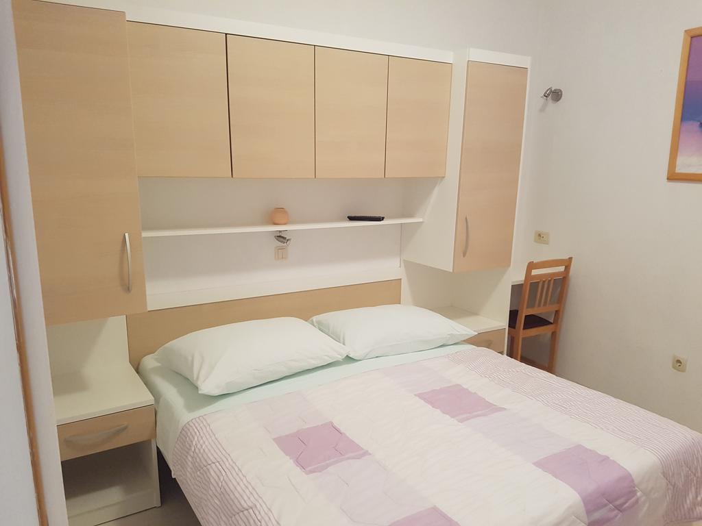 Apartments Center Baška Voda Dış mekan fotoğraf